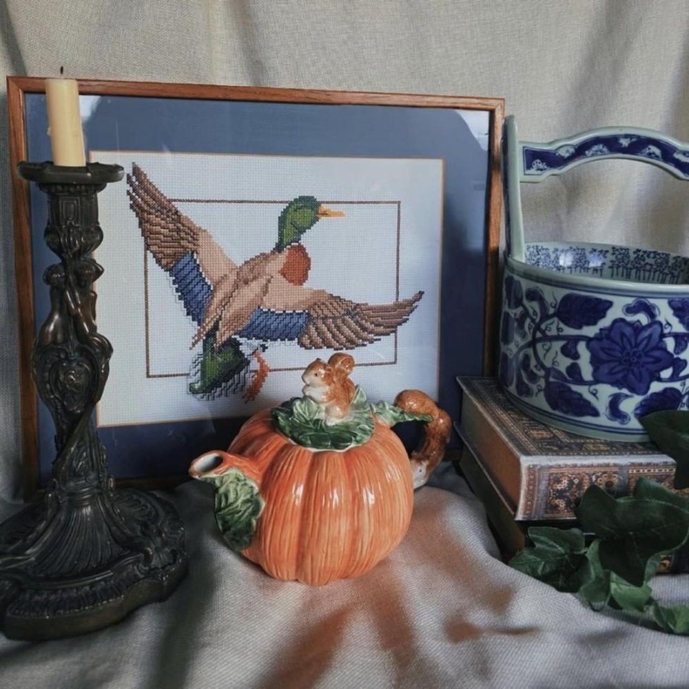 Vintage Cozy Fall Drop